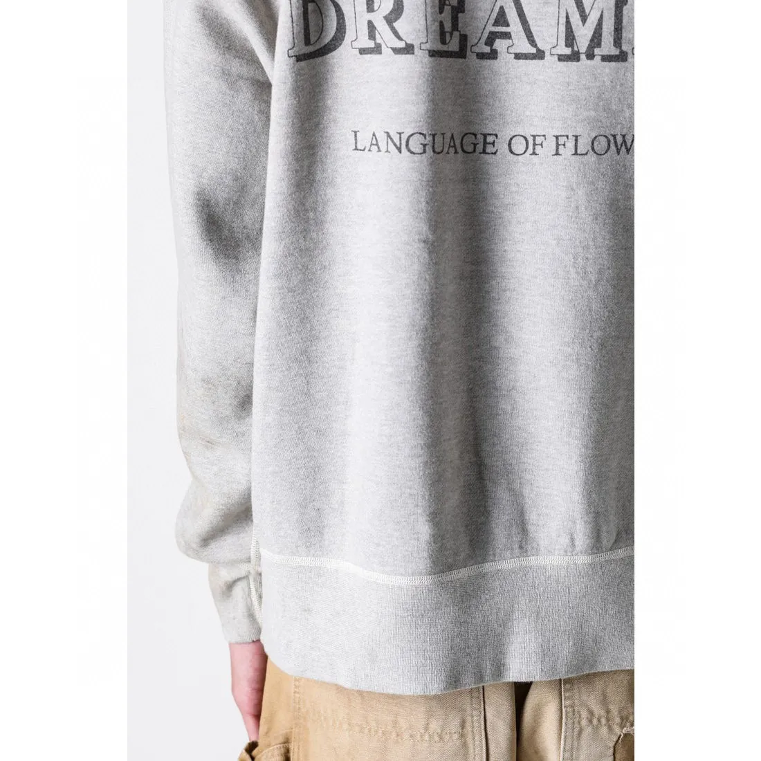 SAINT Mxxxxxx 'FLOWER' CREW NECK SWEAT SHIRTS Floral Distressed Retro Sweatshirt Distressed Gray S-XL Big Factory Four-needle Six-Thread Boneless Stitching Process/Original Horn Sleeve Version Top Printing Process Authentic Level Re-Engraving Garment Washing and Distressing/Hand-worn Graffiti Treatment Original Consistent Fruit Label/Little Angel Anti-Counterfeiting Label
